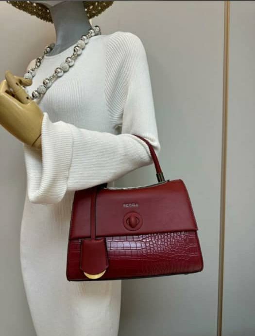 Vogue Essence Female Bag